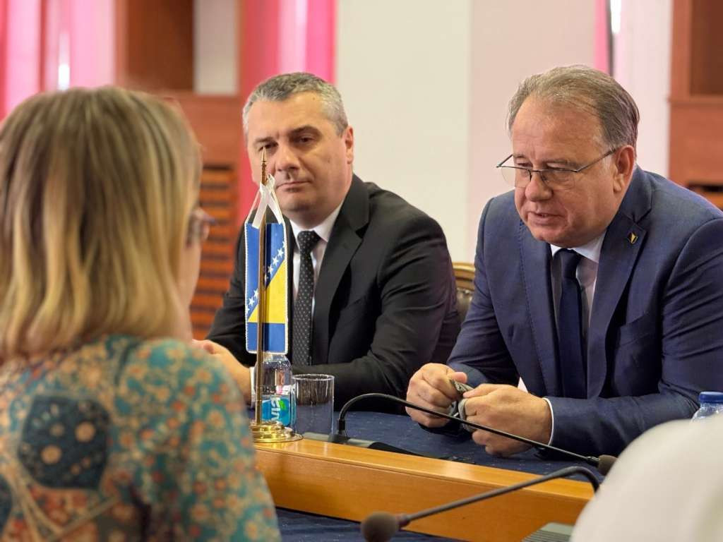 Nikšić sa studentima stipendistima iz RS: Obrazovanje mora biti alat povezivanja, a ne razdvajanja