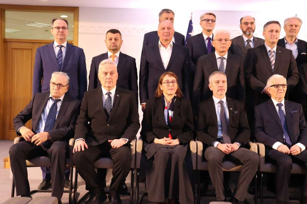 Hurtić: Nećemo dozvoliti da se o Bošnjacima i BiH kreiraju lažne slike
