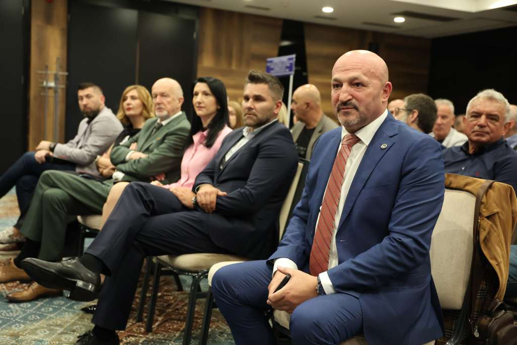 Nikšić: Kvalitetan socijalni dijalog sa Sindikatom državnih službenika i namještenika