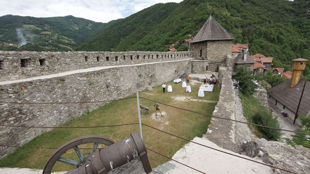 Kolonija 'Stara Bosna' ovog vikenda na Vranduku kod Zenice okuplja 15 likovnjaka