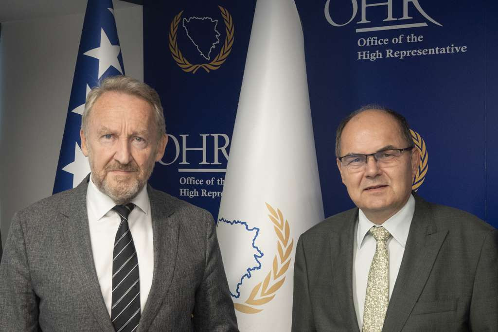 Schmidt se sastao sa Izetbegovićem, razmijenili stavove o aktuelnim političkim dešavanjima