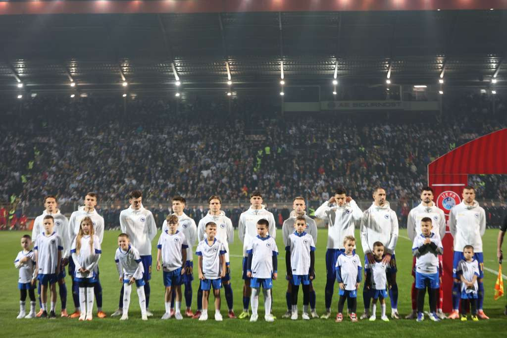 Barbarez odabrao početnih 11 - Protiv Austrije sa dva napadača, debitira Karić