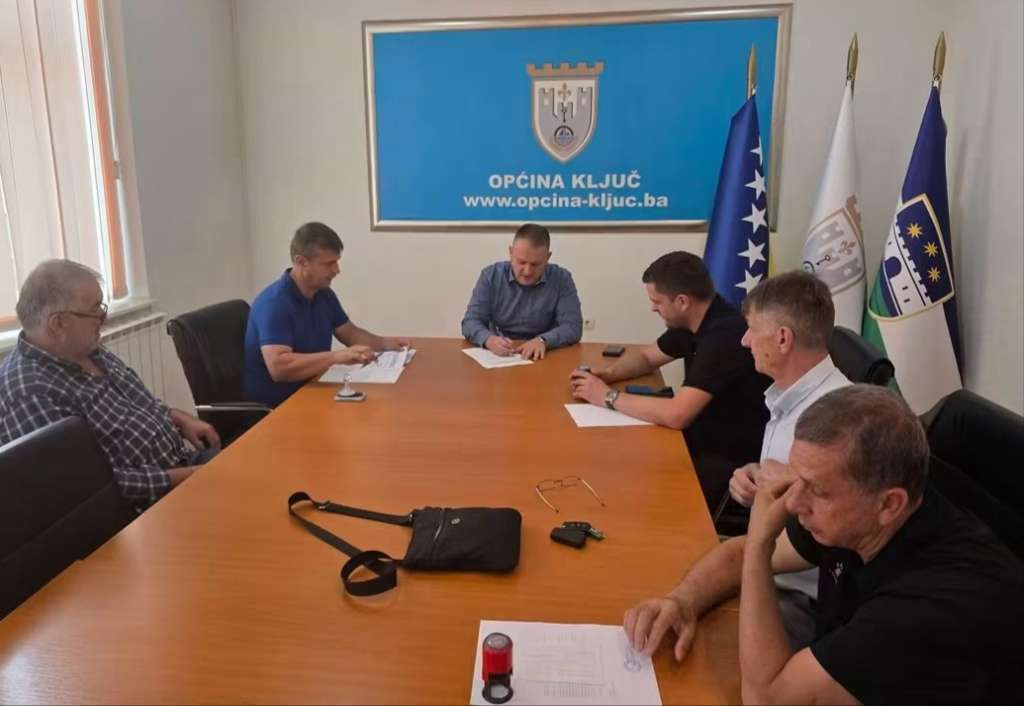 Općina Ključ nastavlja ulaganja u razvoj mjesnih zajednica i očuvanje kulture sjećanja