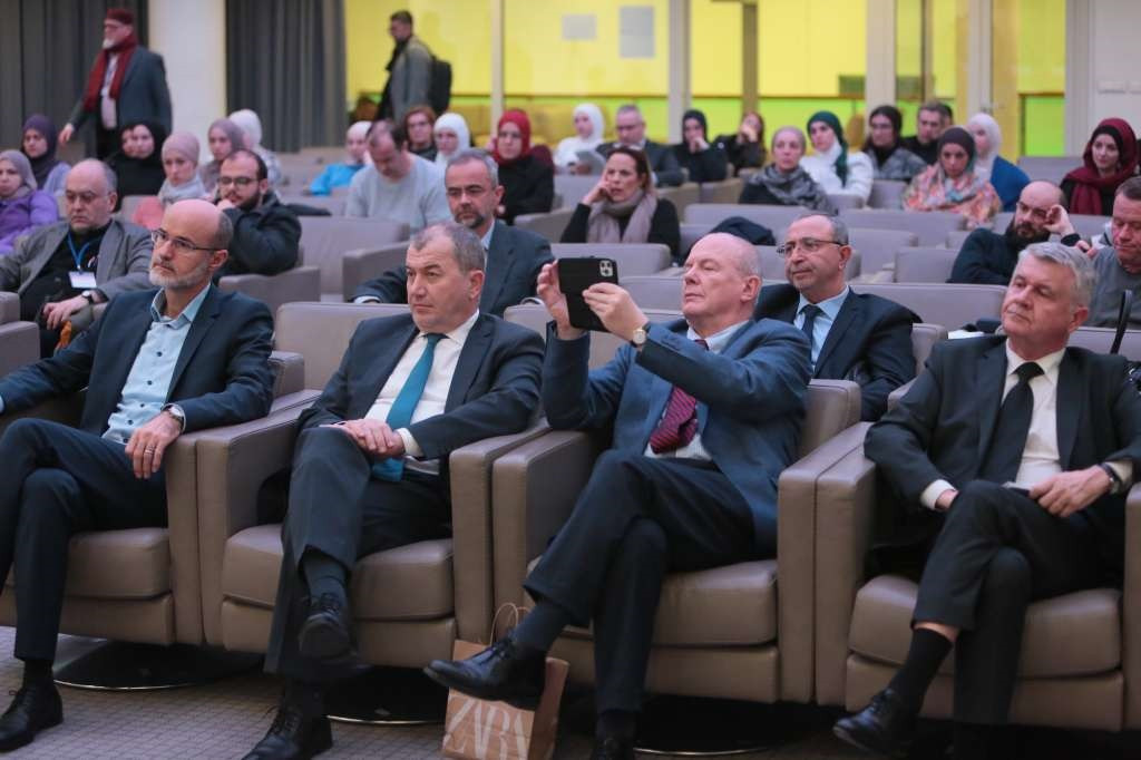 U Sarajevu održana tribina 'Islam i izazov pluralizma u globaliziranom svijetu'