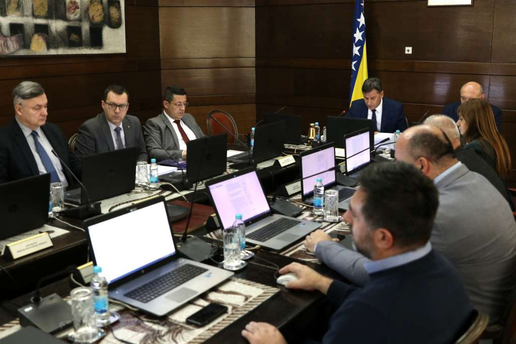 Vlada FBiH: Nastavak finansijske podrške obilježavanju godišnjice genocida u Srebrenici