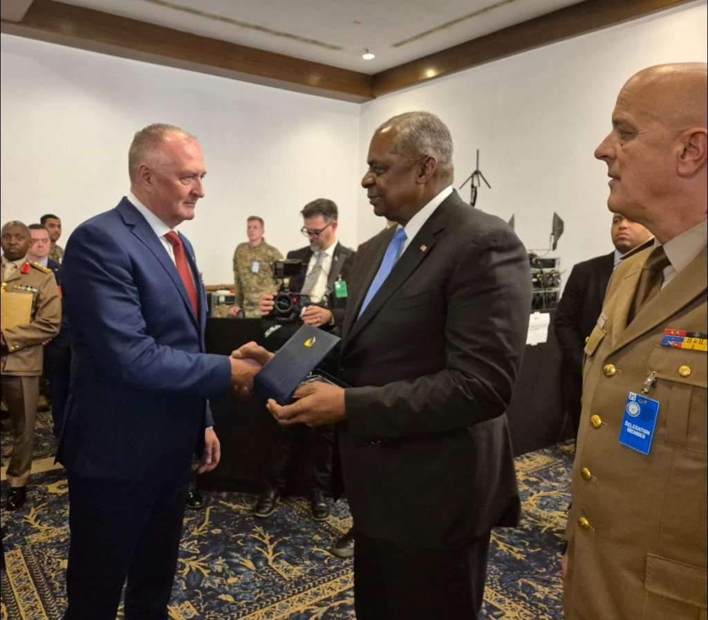 Helez: BiH nastavlja jačati odnose na međunarodnoj političkoj sceni, posebno sa članicama NATO-a