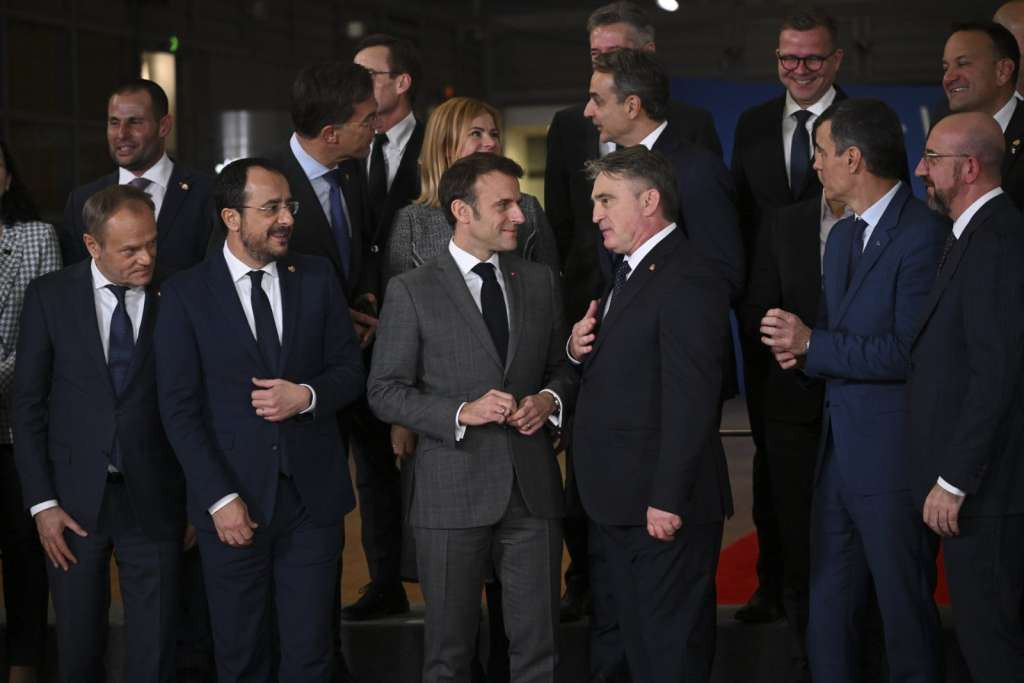 Komšić iz Brisela: Trebamo zgrabiti šansu i da u martu počnemo pregovore