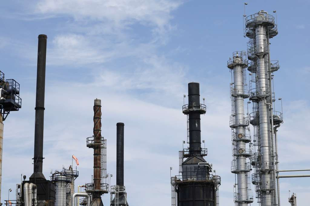 Srbija dobila rok od tri mjeseca za prodaju NIS-a