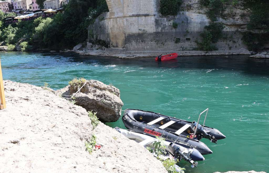 Sutra sunčano i vruće, na zapadu Bosne moguć lokalni plusak, temperature na jugu i do 41 stepen