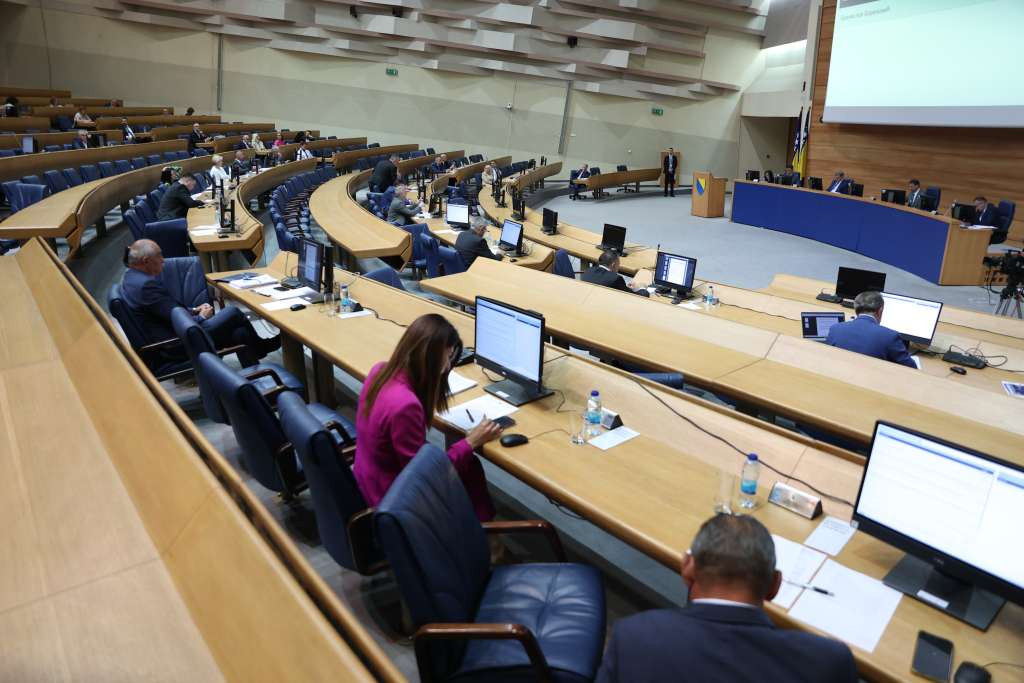 Predstavnički dom PSBiH usvojio više predloženih zakona