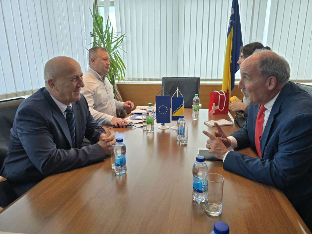 Zamjenik ministra Bošnjak i ambasador Švicarske o migracijama, azilu i upravljanju granicama