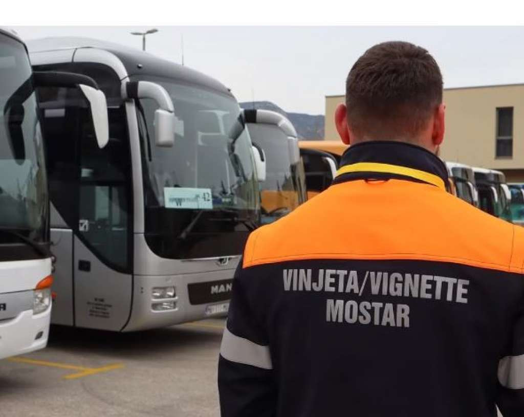 Više od 350.000 KM od prodaje vinjeta za turističke autobuse u Mostaru