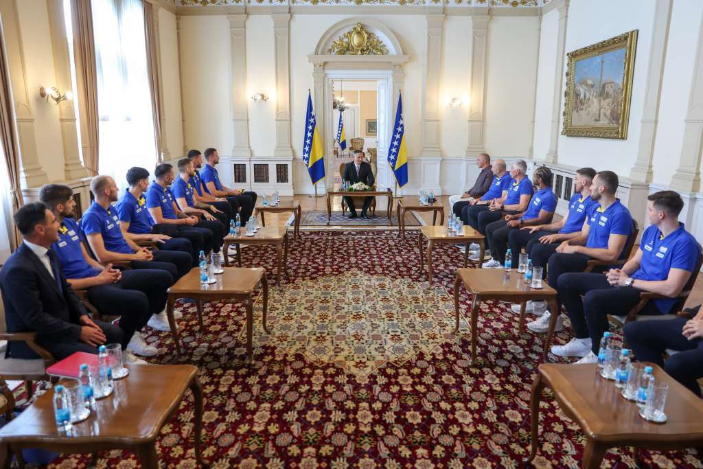 Bećirović: Košarkaška reprezentacija je ponos naše države