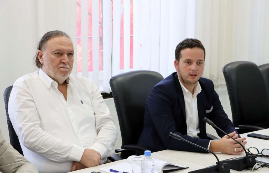 Vlada KS sa 300 KM mjesečno subvencionira najamninu stana mladim parovima u dobi od 18 do 35 godina