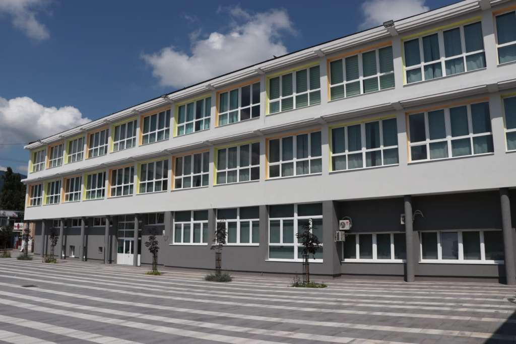Ugodnije okruženje i kvalitetnije obrazovanje za đake i studente Kantona Sarajevo