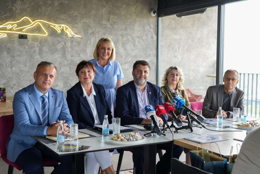 Katica: Od 1. augusta zahtjevi i izdavanje pasoša vršit će se na lokacijama MUP-a u općinama