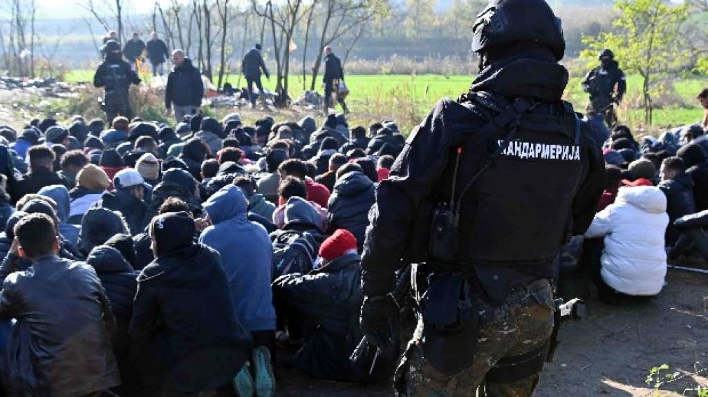 Srbija: Šest migranata završilo u bolnici, više od tisuću prebačeno u prihvatne centre