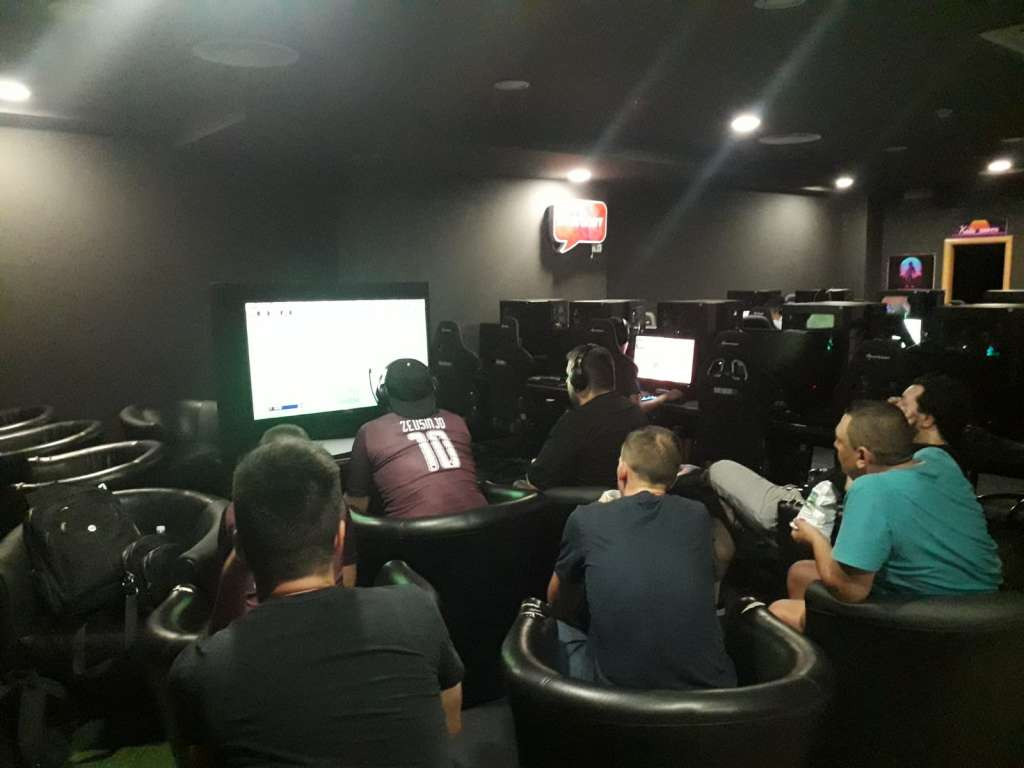 BiH sudjeluje na Europskom i Svjetskom prvenstvu u najbržem rastućem sportu na svijetu - esportu