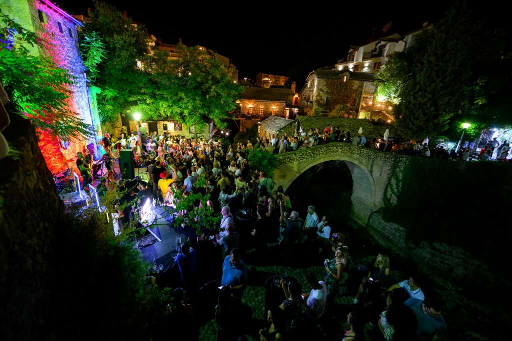 Muzički Old Town Street Fest na šest lokacija u Mostaru
