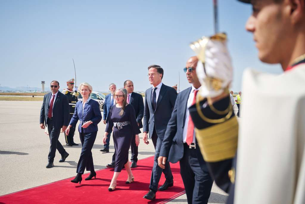 Von der Leyen, Meloni i Rutte u Tunisu