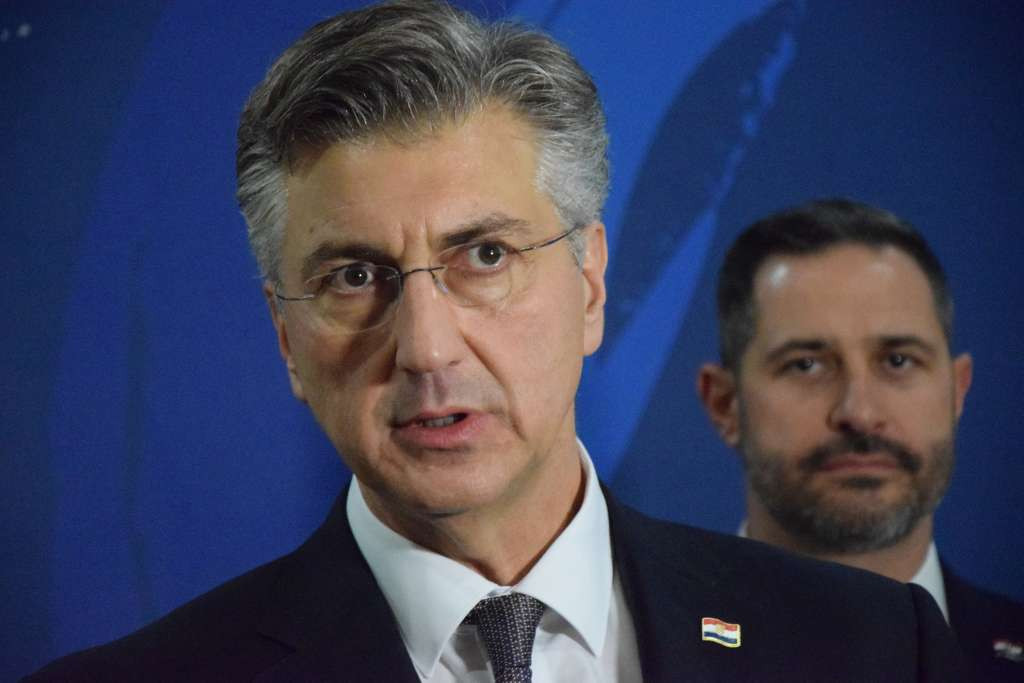 Plenković odbacio Vučićeve optužbe: Apsurdne tvrdnje o umiješanosti Hrvatske u proteste u Srbiji