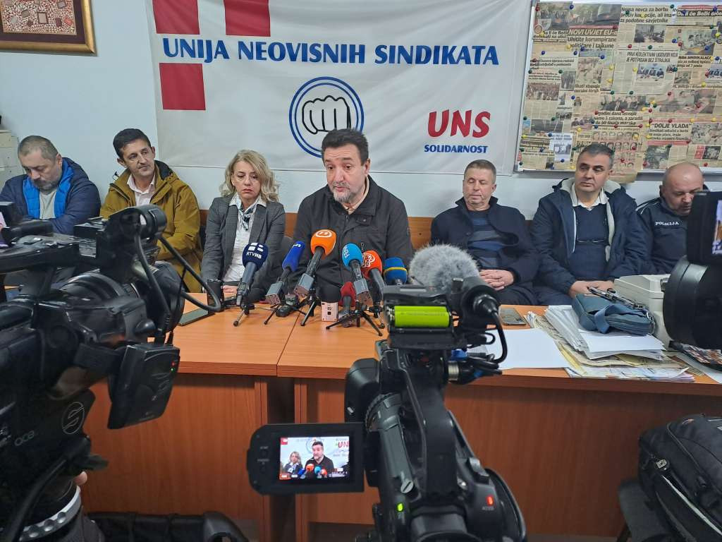 Jednosatni štrajk upozorenja u HNK, najavljen sastanak s Vladom