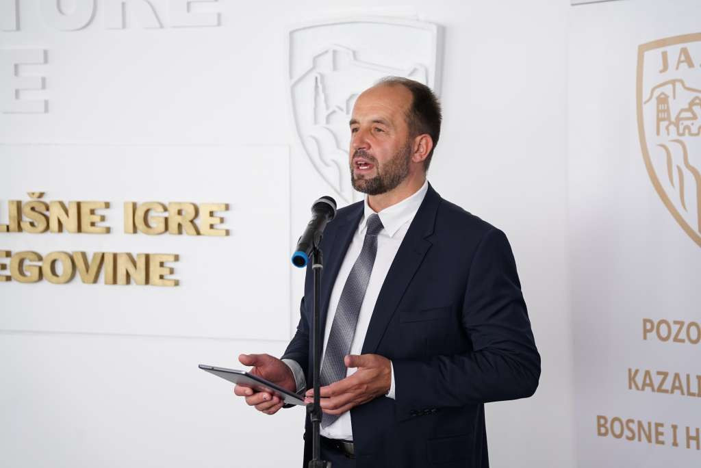 Čančar: Pokušavamo doći do sredstava za revitalizaciju kina u Jajcu