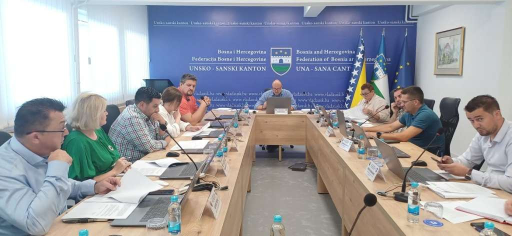 Vlada USK donijela više odluka iz oblasti socijalne zaštite i unapređenja infrastrukture