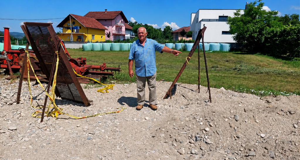 Mještanin kod Sanskog Mosta pronašao minu tokom pretovara pijeska