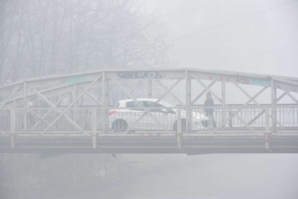 Potrebna oprezna vožnja na pojedinim dionicama u kotlinama, kao i preko planinskih prevoja