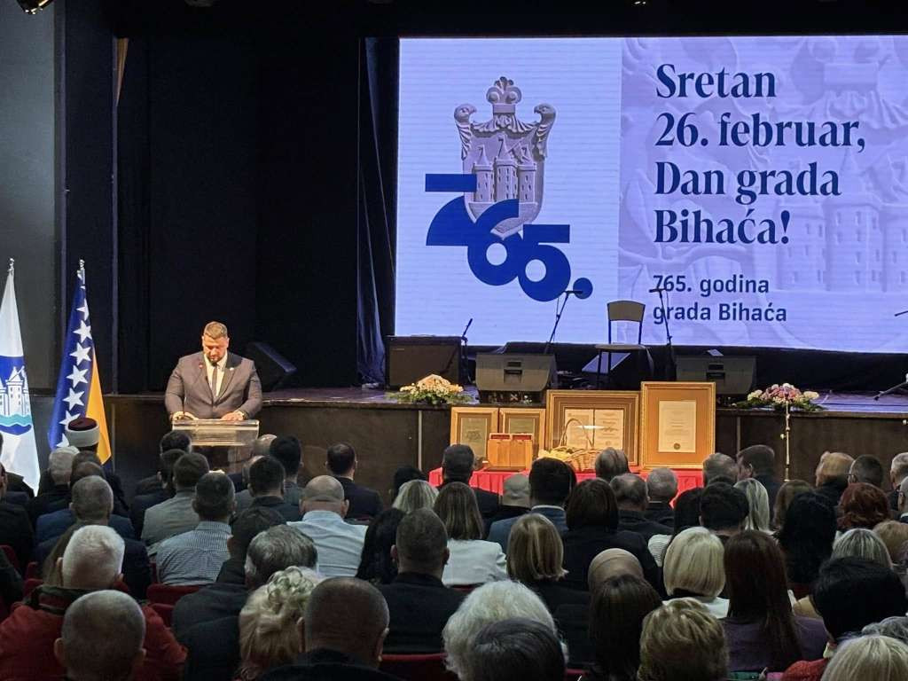 Uz svečana sjednicu i priznanja istaknutim građanima, Bihać proslavio 765. rođendan