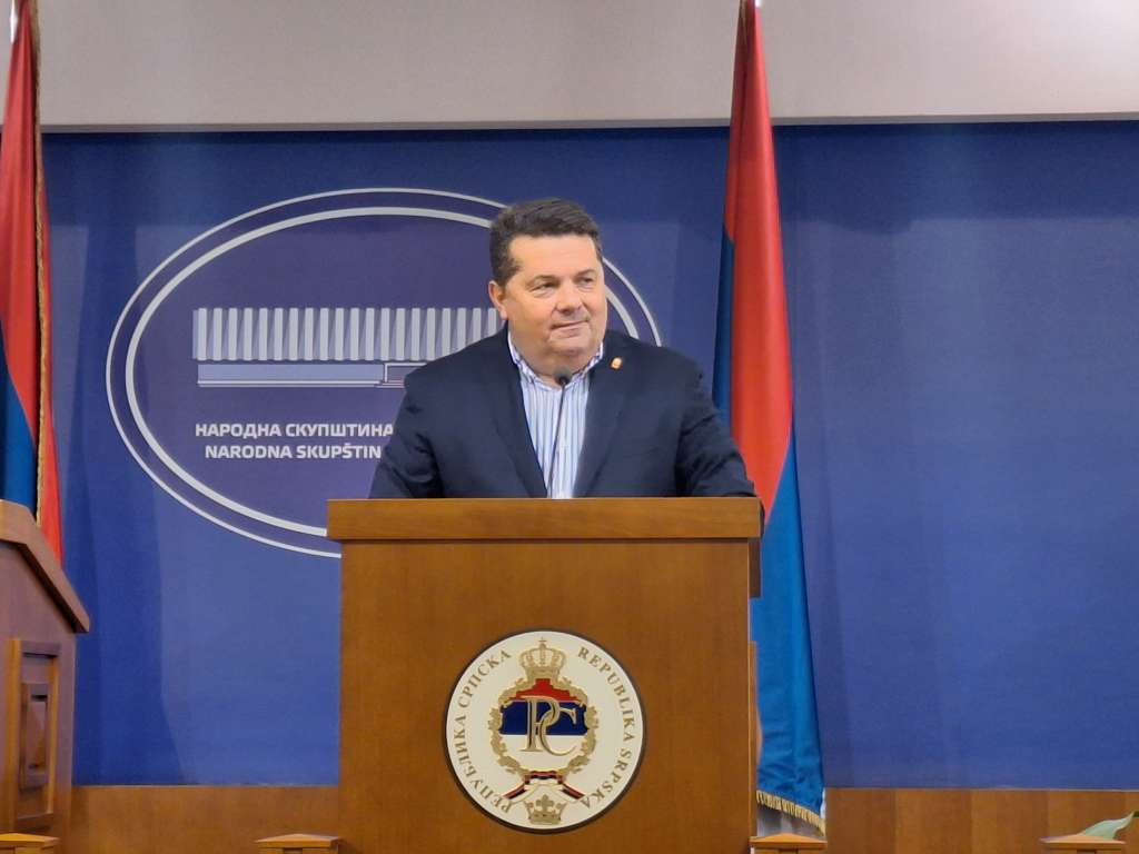 Stevandić tvrdi da su on i Višković otišli u Sud BiH kako bi izbjegli sukobe u BiH