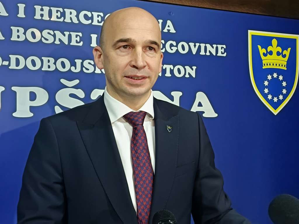 Zenica ukida već usvojenu odluku, Tešanj i još neke općine nude besplatno zemljište za novu bolnicu