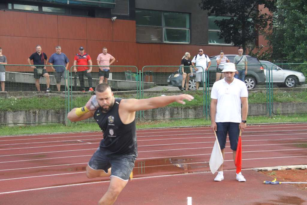 Mesud Pezer sutra nastupa u kvalifikacijama za finale u bacanju kugle na SP-u u Tokiju