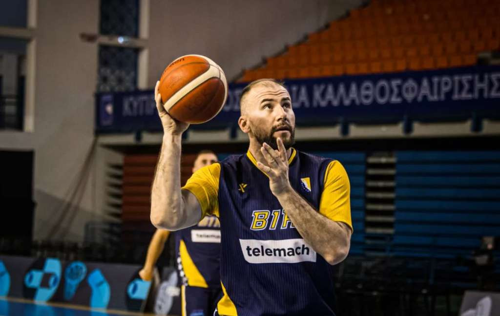 Košarkaši BiH večeras u Zagrebu protiv Hrvatske