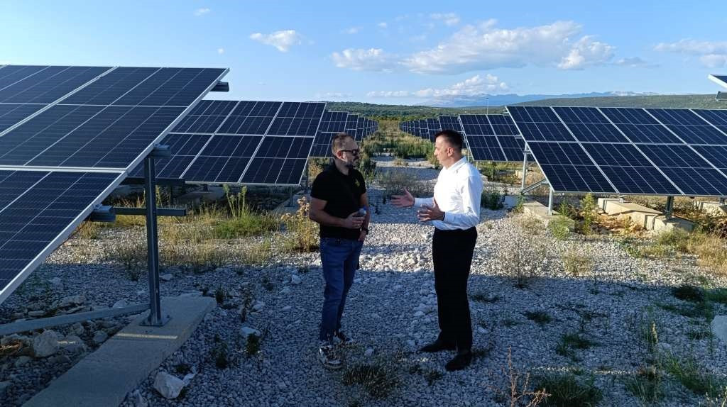Posjeta ministra Lakića solarnoj elektrani: Održivi izvori energije za bolju budućnost