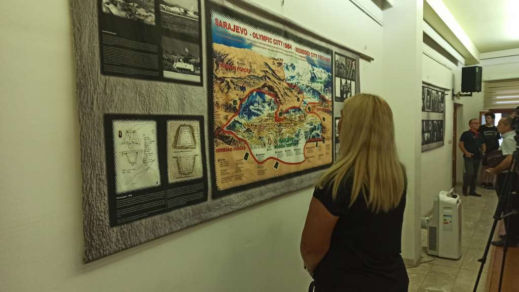 U Brčkom otvorena izložba 'Tunela spasa - Spas u ratu, uspomena u miru'