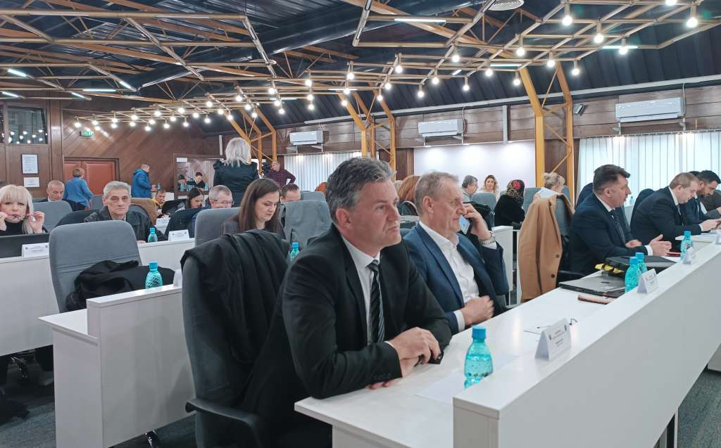 Počela redovna sjednica Skupštine ZDK, na dnevnom redu devet tačaka