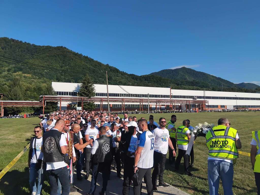 Više od dvije hiljade motorista stiglo u Potočare