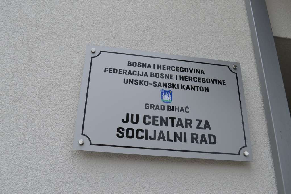 Centar za socijalni rad Bihać odbacuje optužbe o propustima i poziva na zaštitu maloljetnika