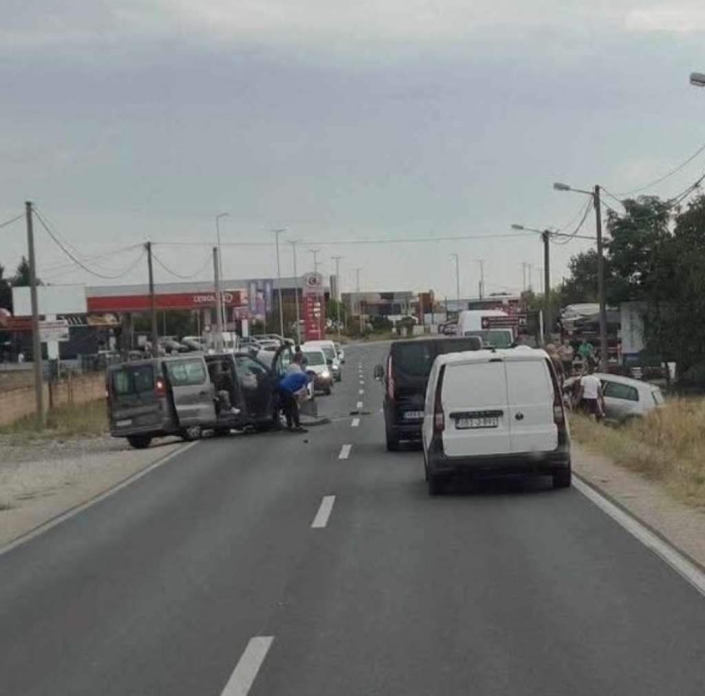 Pripadnici Deminerskog bataljona OS BiH pružili pomoć učesnicima saobraćajne nezgode