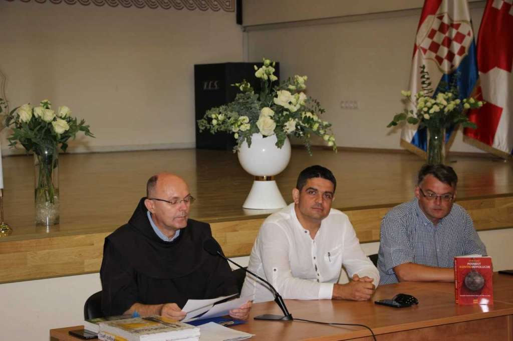 U Posušju predstavljena knjiga 'Povijest kontrarevolucije' Stipe Kljaića