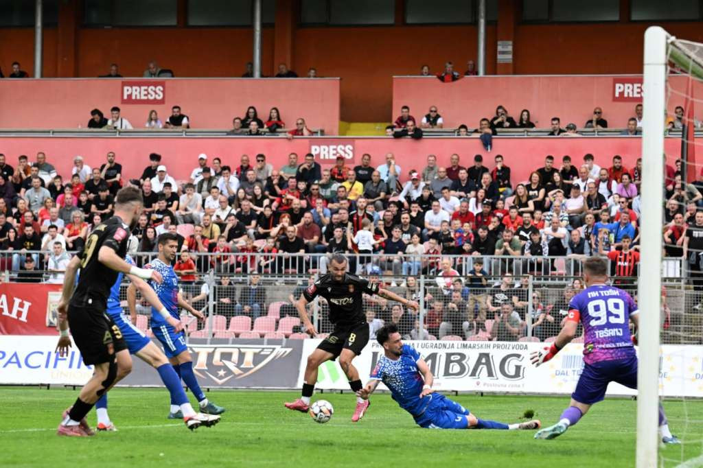 Čelik porazio TOŠK i praktično ovjerio povratak u Premijer ligu BiH