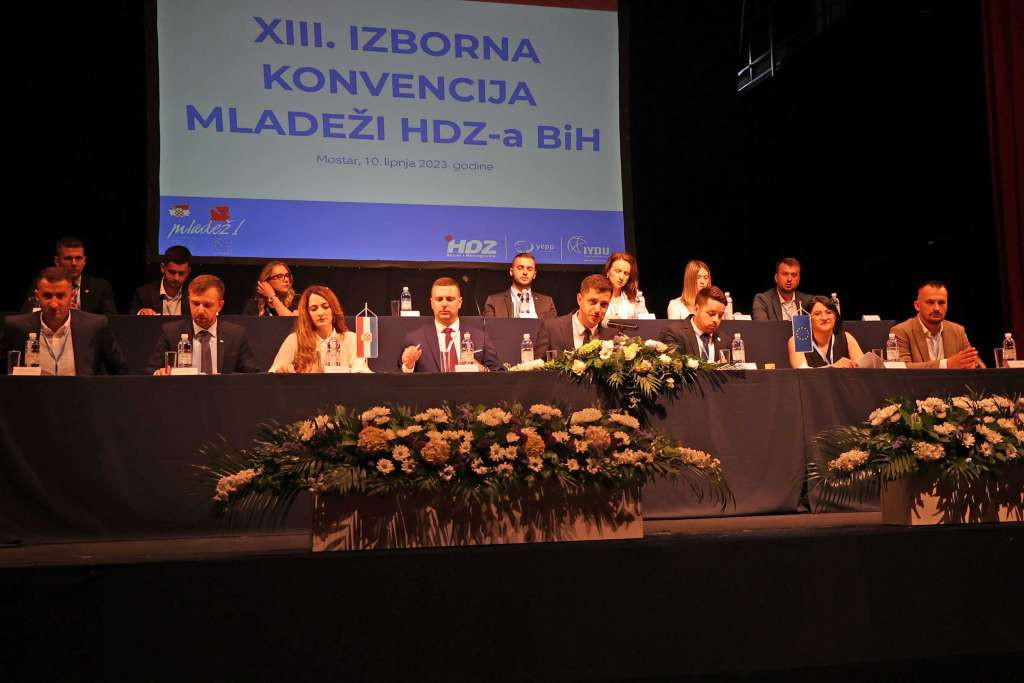 Izborna konvencija Mladeži HDZ BiH: Mati Lončaru novi predsjednički mandat
