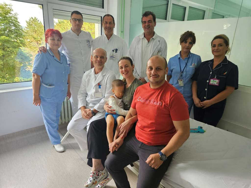 KCUS - Hitrom reakcijom ljekara spašena ruka dvogodišnjem dječaku