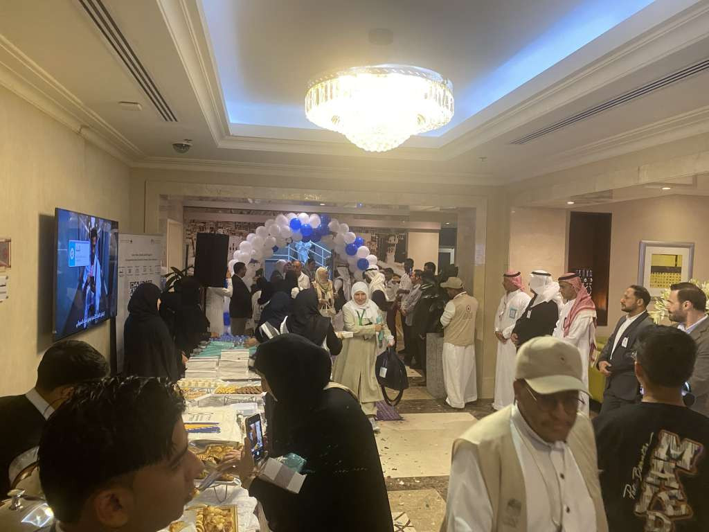 Prva grupa hadžija iz BiH stigla u Mekku, noćas obavljaju umru