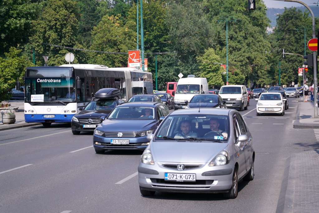 Pojačana frekvencija vozila na svim važnijim putevima u BiH
