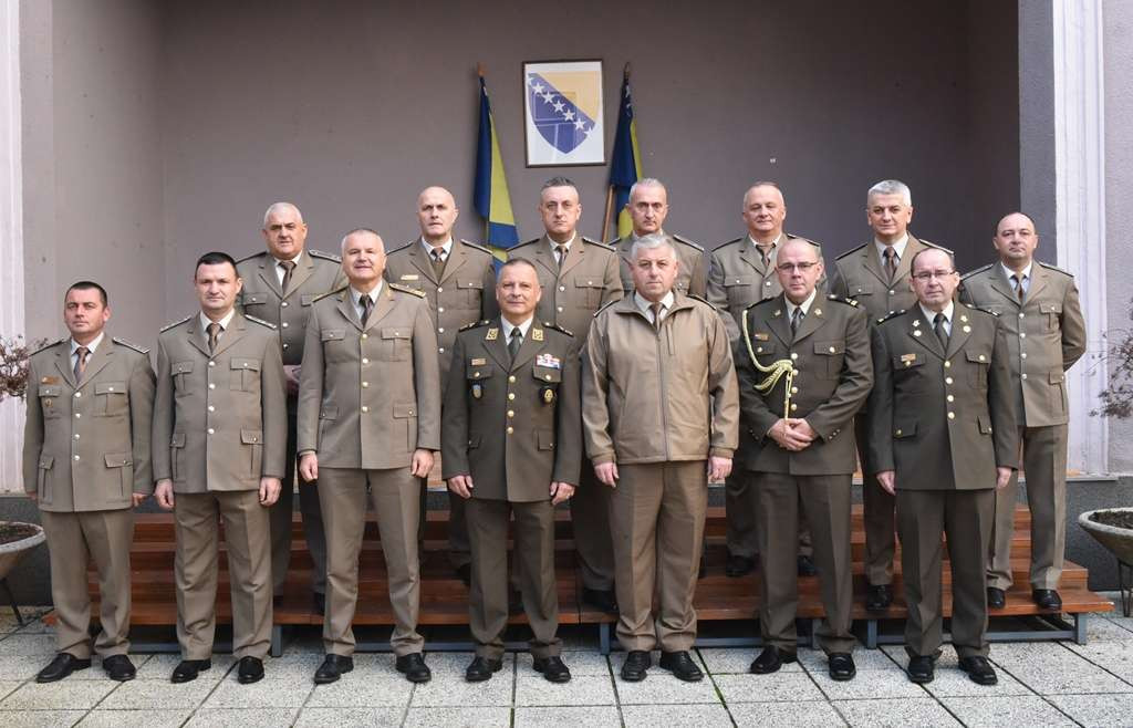 Zamjenik načelnika Glavnog štaba OSRH general Jurković u posjeti ZŠ OSBiH