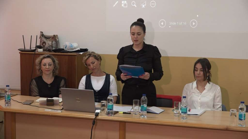 Prijedor: Udruženje prosvjetnih radnika 'Ipak se okreće' traži da prosvjetni radnik bude zaštićen