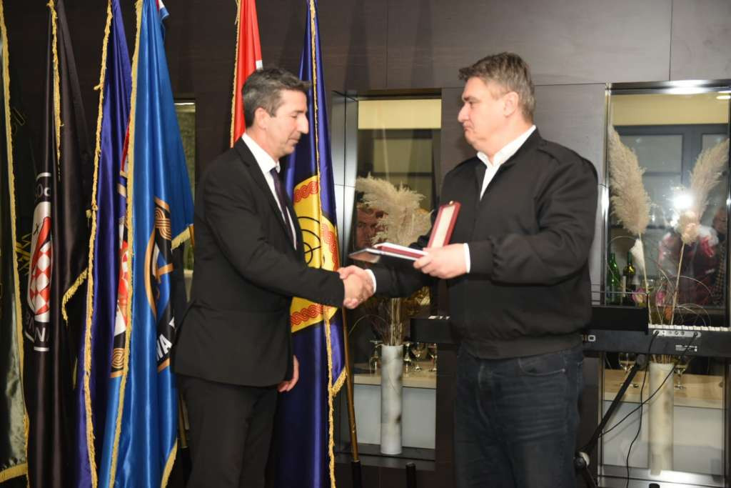 Milanović u Čitluku odlikovao Gavrane, opet zaobišao Sarajevo i zvanične institucije
